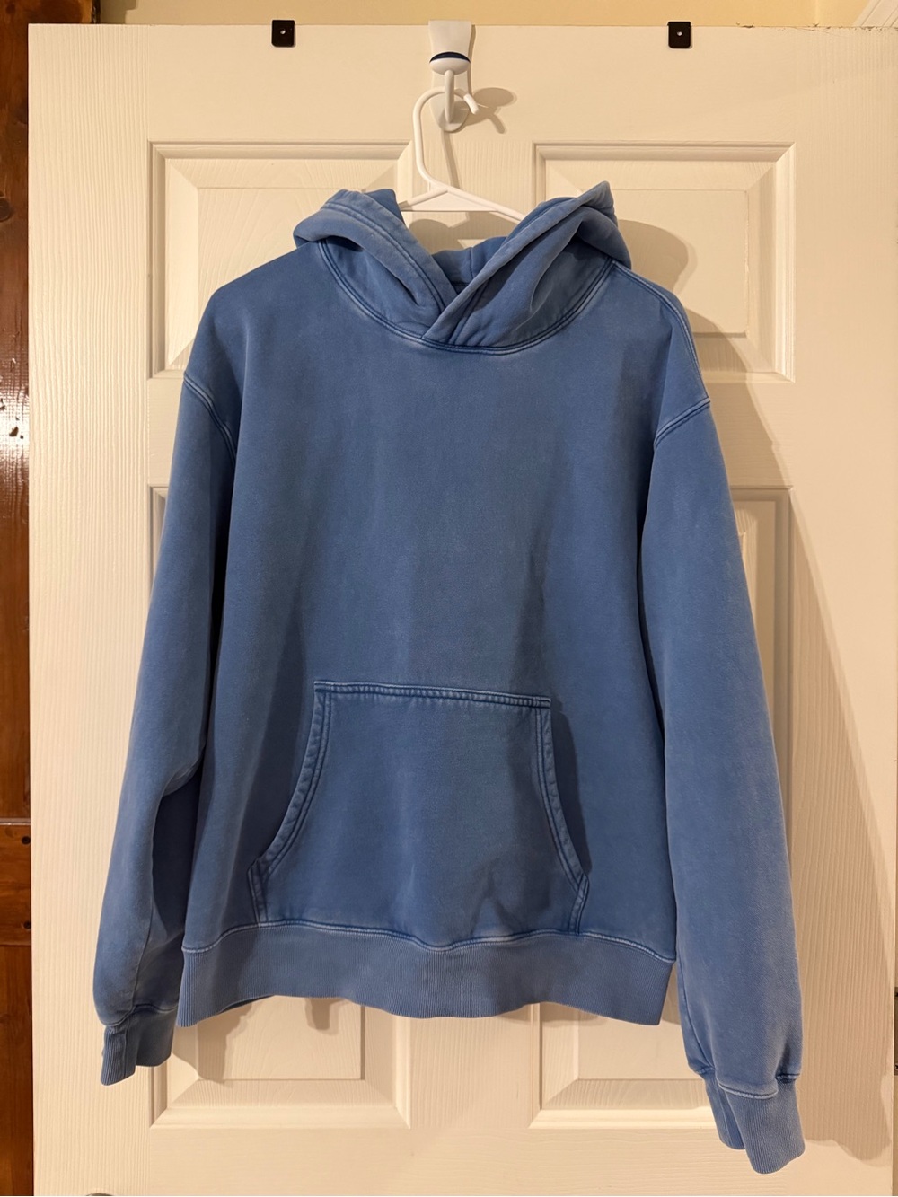 Aritzia The Perfect Fit Light Blue Hoodie - size L
